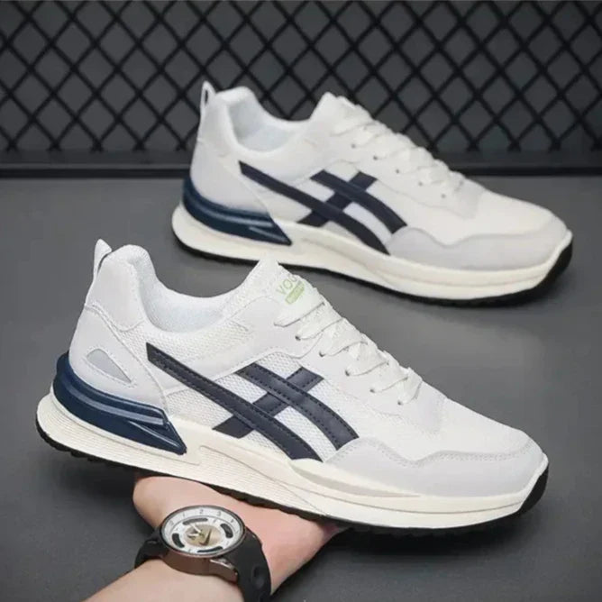 Nomad Trail trainers