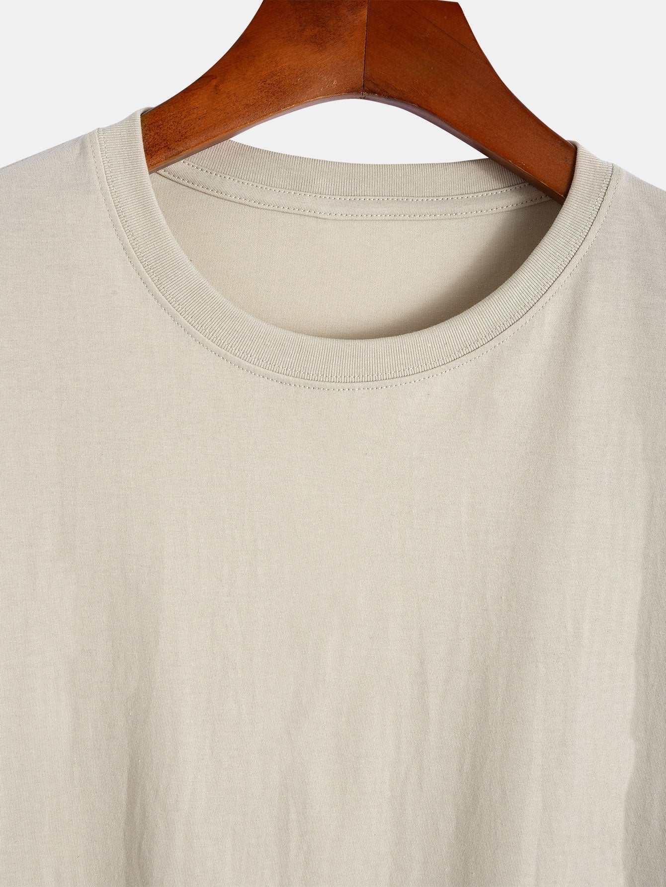 Basic katoenen T-shirt met afgeronde zoom